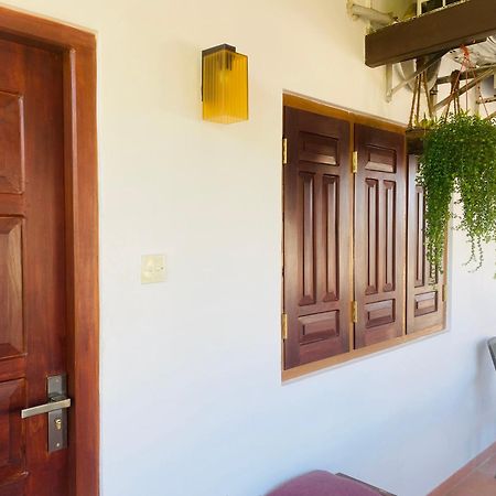 ホテル Bienvenido Cozy Madiha マータラ エクステリア 写真