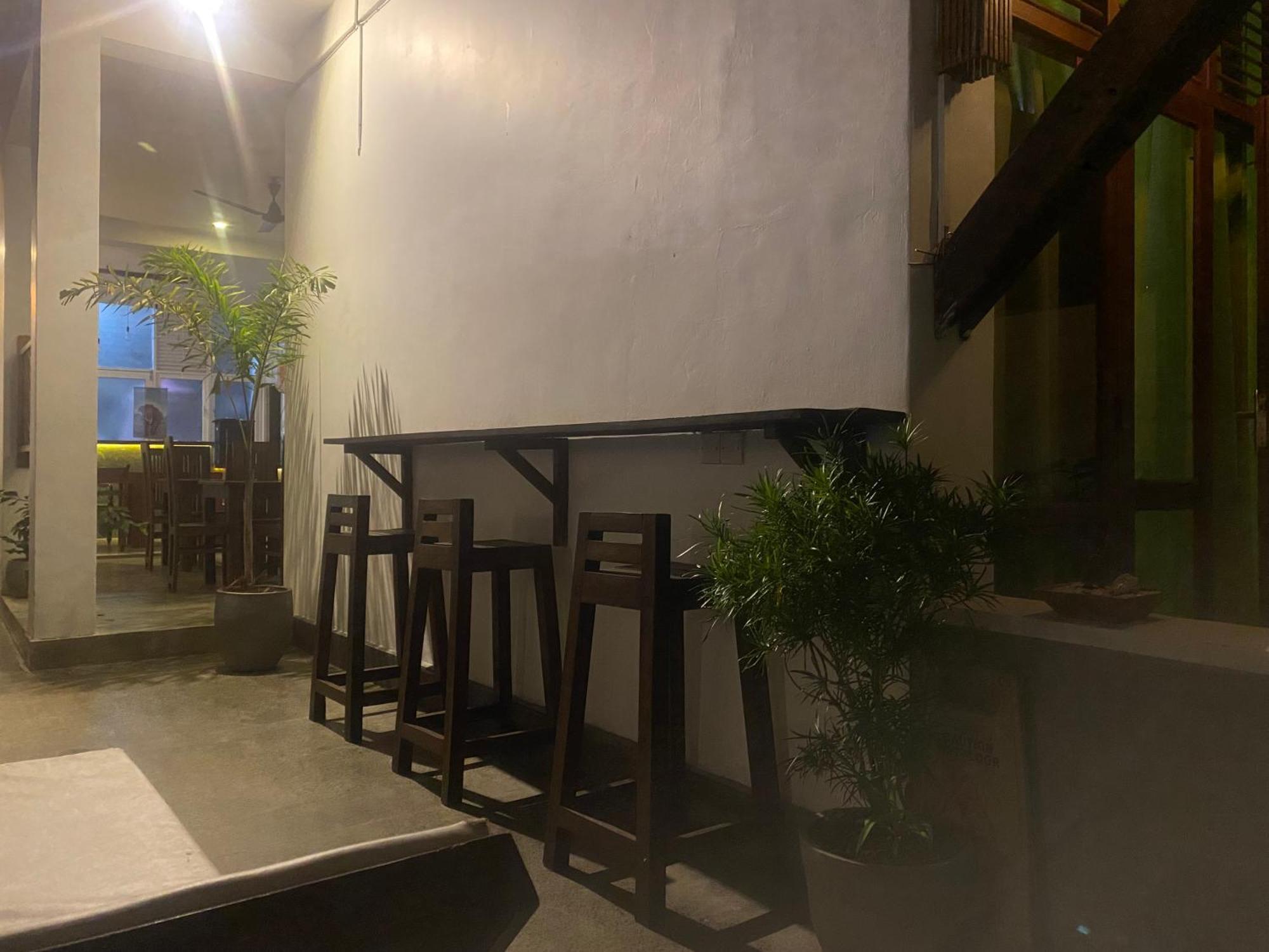 ホテル Bienvenido Cozy Madiha マータラ エクステリア 写真